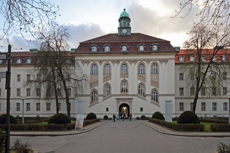 Check best treatment prices in Berlin at Deutsches Herzzentrum Berlin