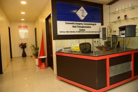 Посмотреть цены органической пересадки волос в клинике косметической хирургии Dr. VJs
