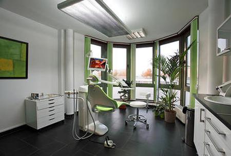 Find All-on-4 Dental Implants prices at Poncz Dental Budapest in Hungary