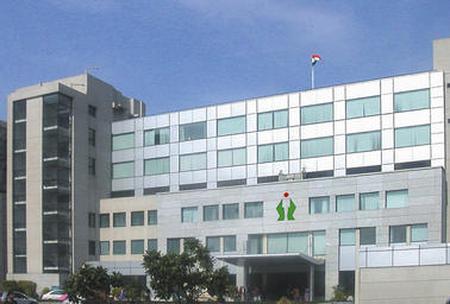 Check best treatment prices in Delhi at Fortis Escorts Heart Institute