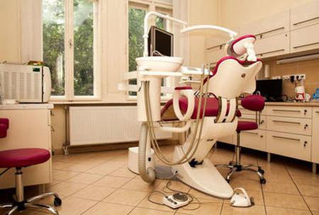 Find All-on-4 Dental Implants prices at Dentium Implant Center in Hungary