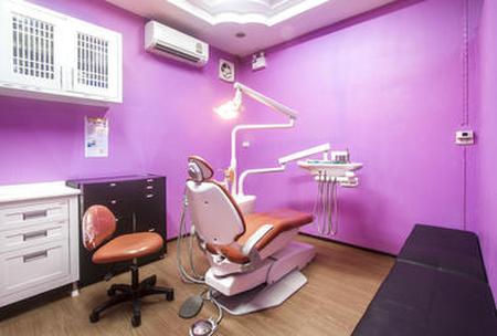 Find Ceramic Braces prices at Phuket Dental Studio