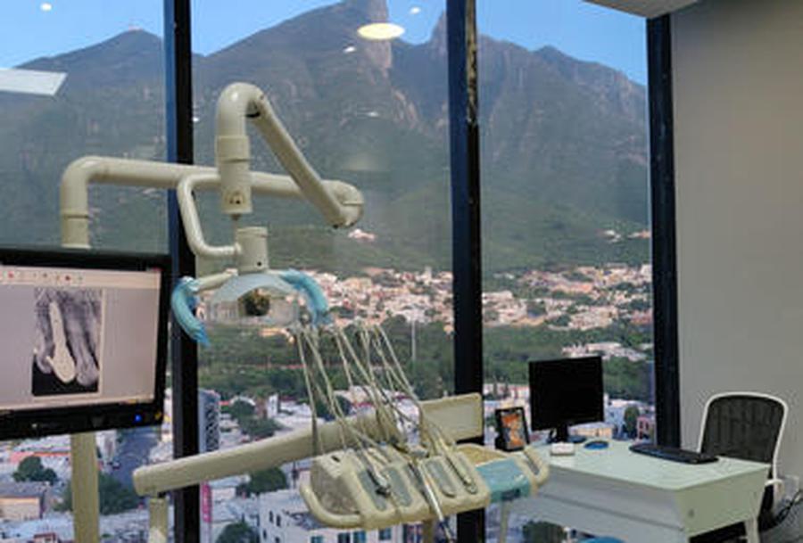 Perio-Implant Clinic