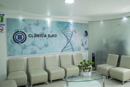 Find Eyebrow transplantation prices at DrEO Clinic in Mexico