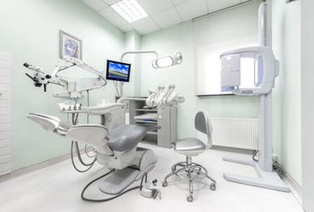 Check best treatment prices in Poland at Uni-Dent