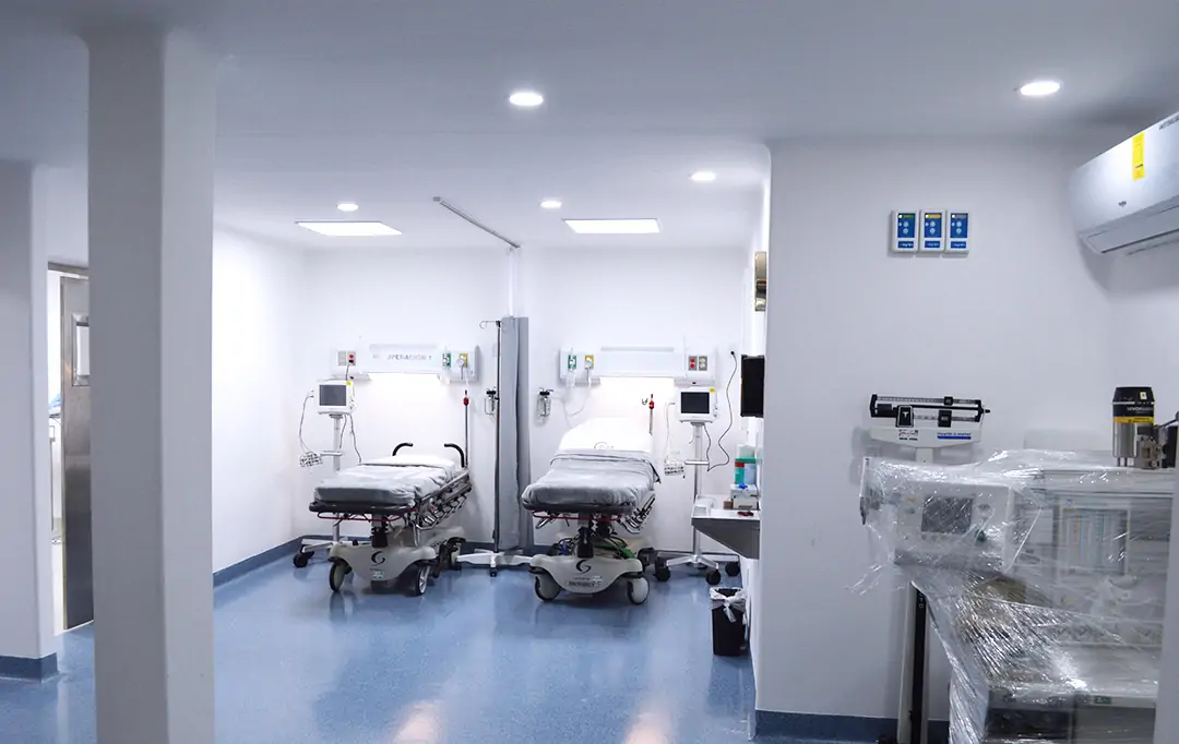 PLASTIKS Plastic Surgery Center