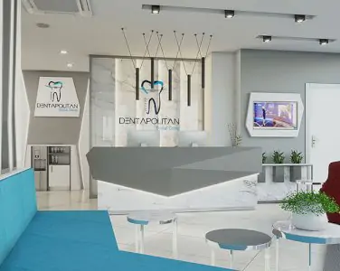منطقة الاستقبال في عيادة Dentapolitan بتصميم داخلي حديث لطب الأسنان