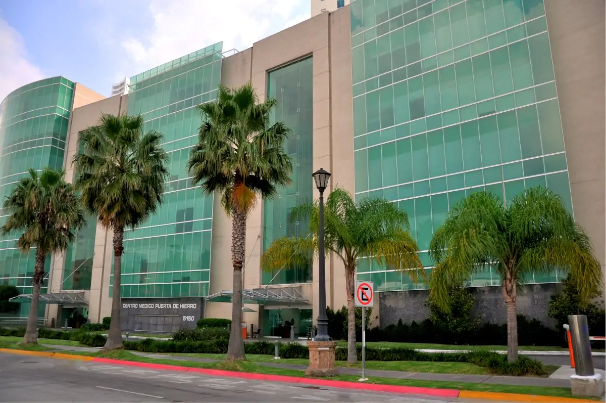 Marroquín & Sandoval Plastic Surgery Clinic