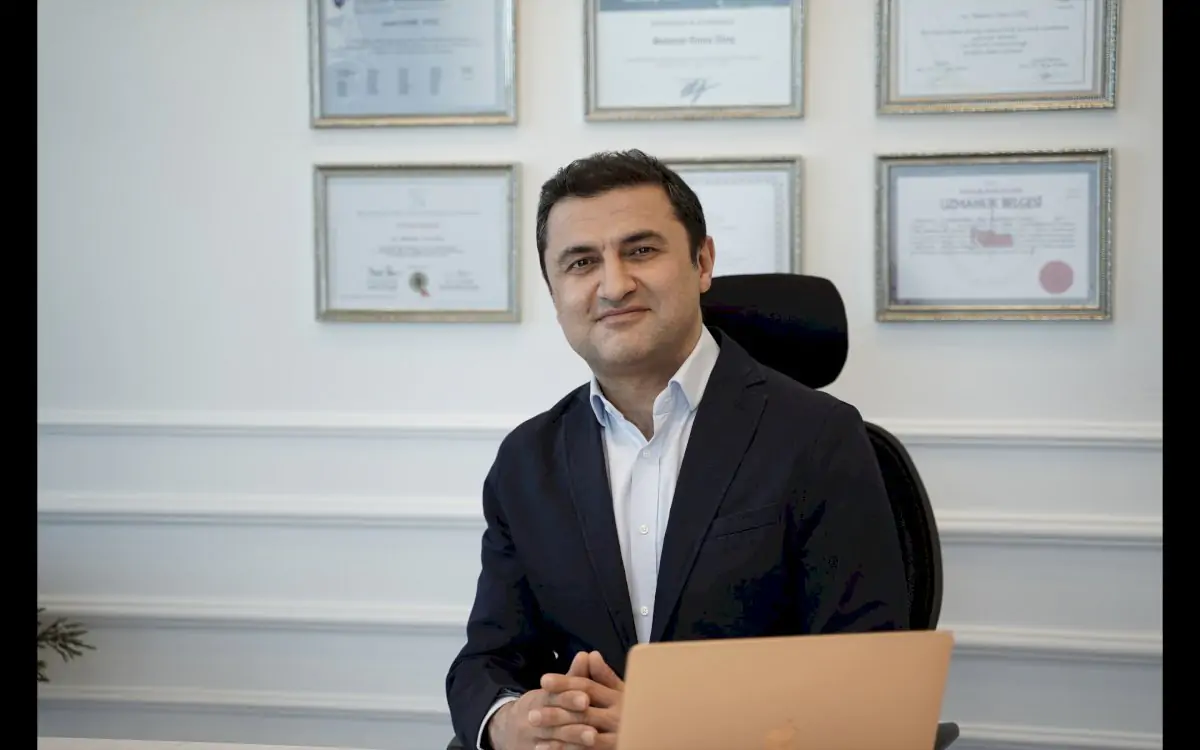 Dr. Mehmet Emre Dinc Rhinoplasty Center