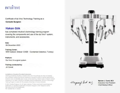 Robot quirúrgico Da Vinci Xi en Hernia Istanbul Clinic, Estambul, Turquía
