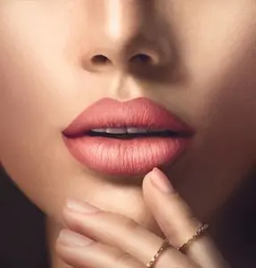 نتائج تكبير الشفاه في Cosmetic Surgery of Chicago & Medical Spa، الولايات المتحدة