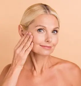 نتائج تجديد شباب الوجه في عيادة Jaibaji Plastic Surgery