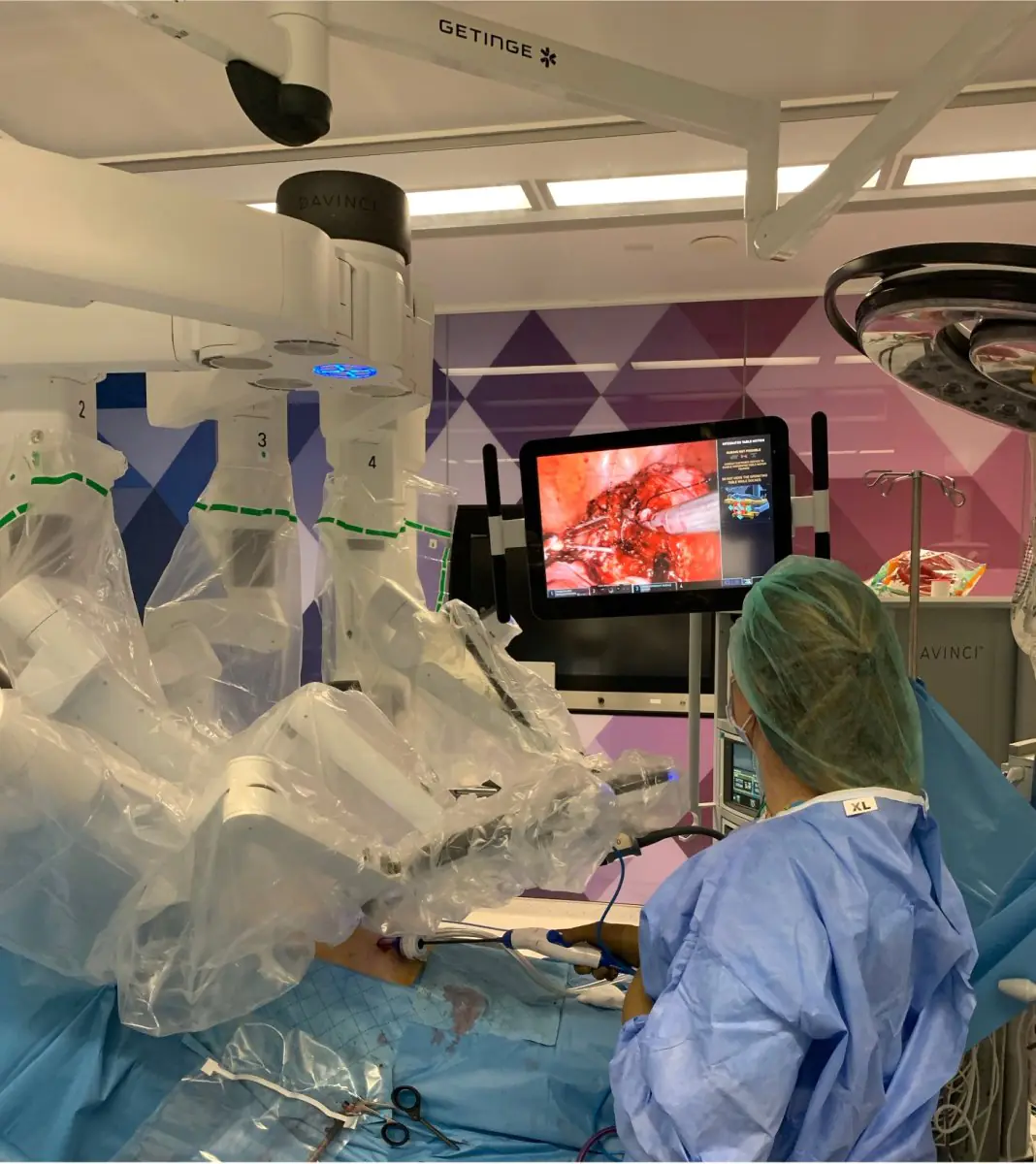 Видео секс аладин мен жасмин Ксения Раппопорттың жалаңаш суреті