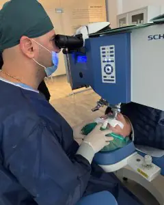 جراحة العيون بالليزر في مستشفى Italian Eye Hospital باستخدام معدات طب العيون المتقدمة