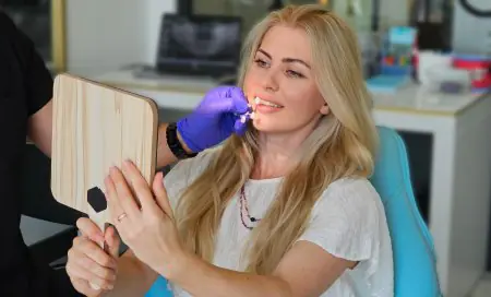 تركيب قشور الأسنان في عيادة Lara Smile Dental Clinic أنطاليا