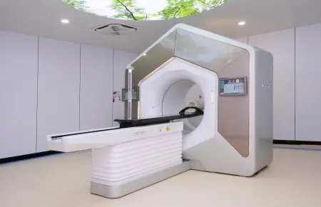 Máquina de radioterapia en Jinshazhou Hospital de la Universidad de Medicina China de Guangzhou