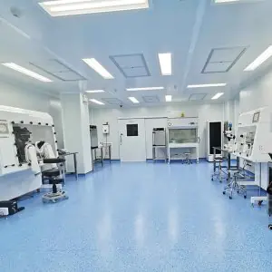 مختبر أطفال الأنابيب في مركز Deep & Harmonicare IVF مزود بأجهزة حديثة للخصوبة
