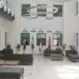 منطقة استقبال وانتظار واسعة في Aarvy Healthcare Super Speciality Hospital، الهند