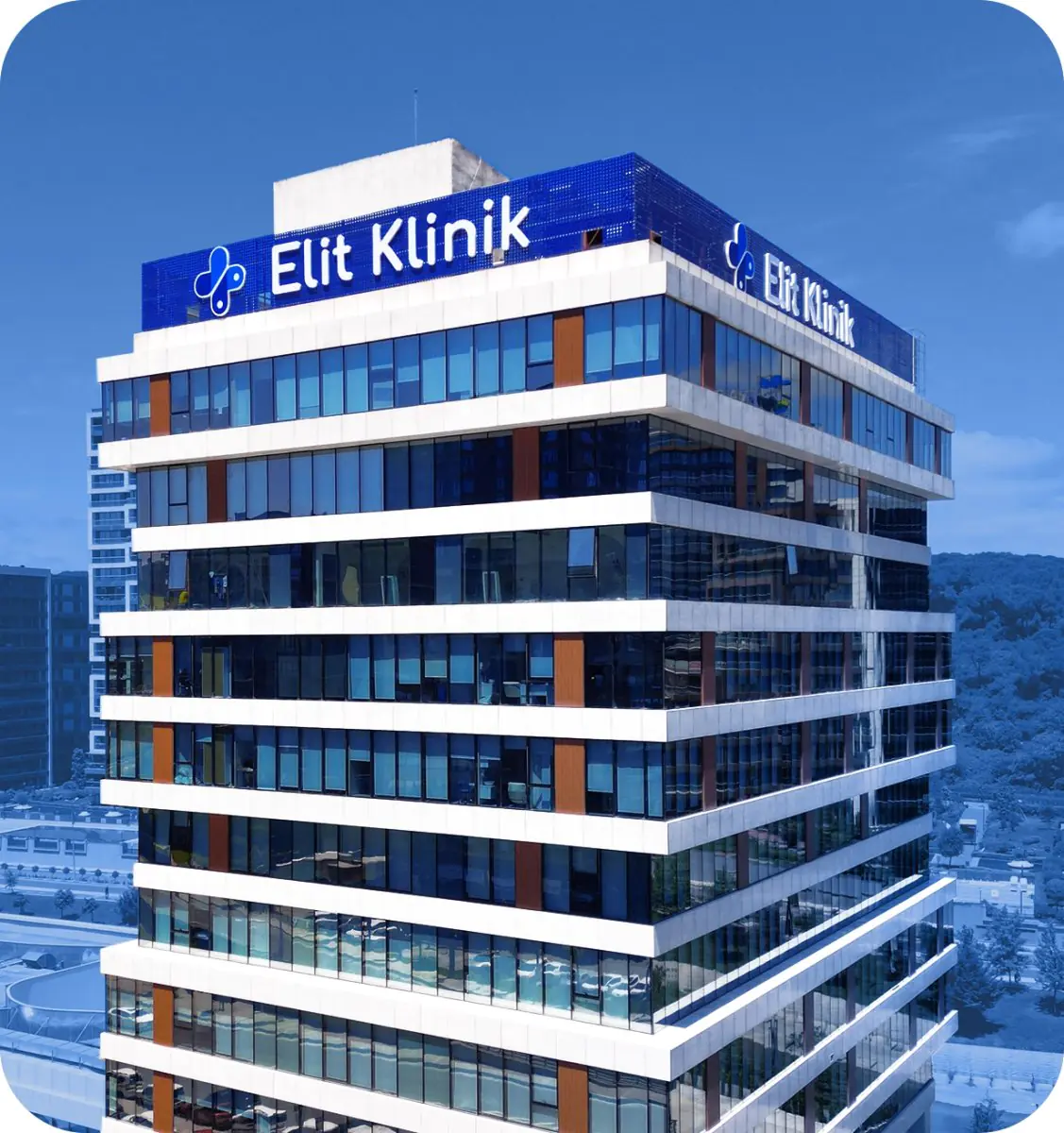 Modern high-rise facade of Elit Klinik medical center in Istanbul