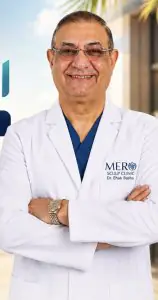 Doctor con bata blanca en Mero Sculpt Clinic, personal médico profesional