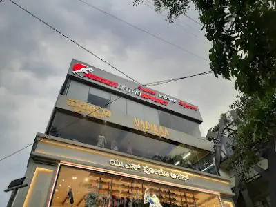 واجهة عيادة RegenOrthoSport India في بنغالور