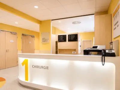 Recepción del departamento de cirugía en Confraternitaet & Goldenes Kreuz Private Clinic, Viena