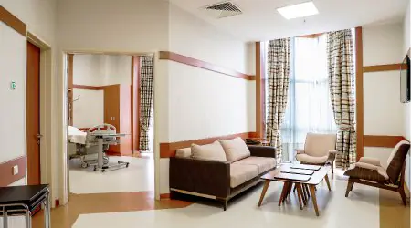 منطقة استراحة غرفة المرضى في مستشفى SANKO University بأثاث حديث، غازي عنتاب