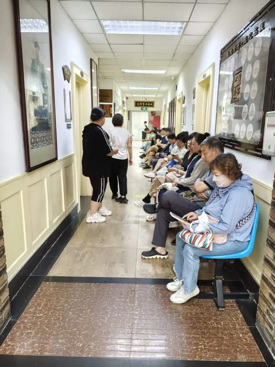 Waiting area at Tianjin Hedong Delin Traditional Chinese Medicine Hospital, China