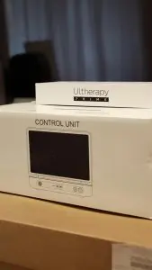 علبة وحدة تحكم Ultherapy Prime في عيادة ARS لشد البشرة غير الجراحي