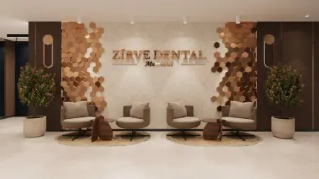 صالة استقبال في Zirve Dental Marmaris بديكور عصري ومقاعد مريحة