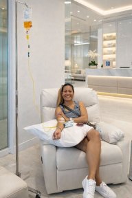 Сеанс омолаживающей терапии стволовыми клетками в Aura Regenerative Center, результат