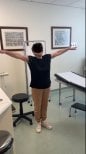 Покращена рухливість плеча після відновлення обертової манжети у клініці Пападопулоса