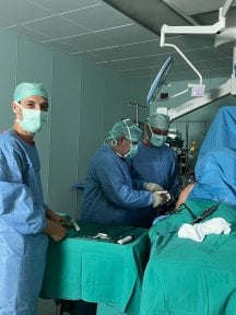 Операція з відновлення ротаторної манжети у клініці спортивної медицини Андреаса Пападопулоса